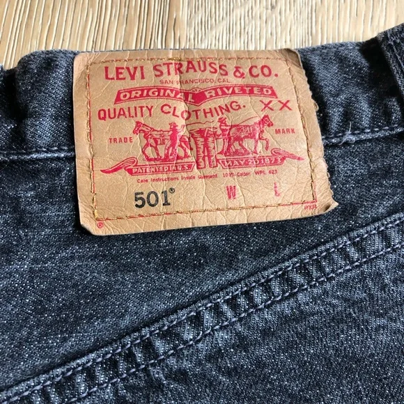 Levi’s 501 shorts size 25 - Picture 3 of 4